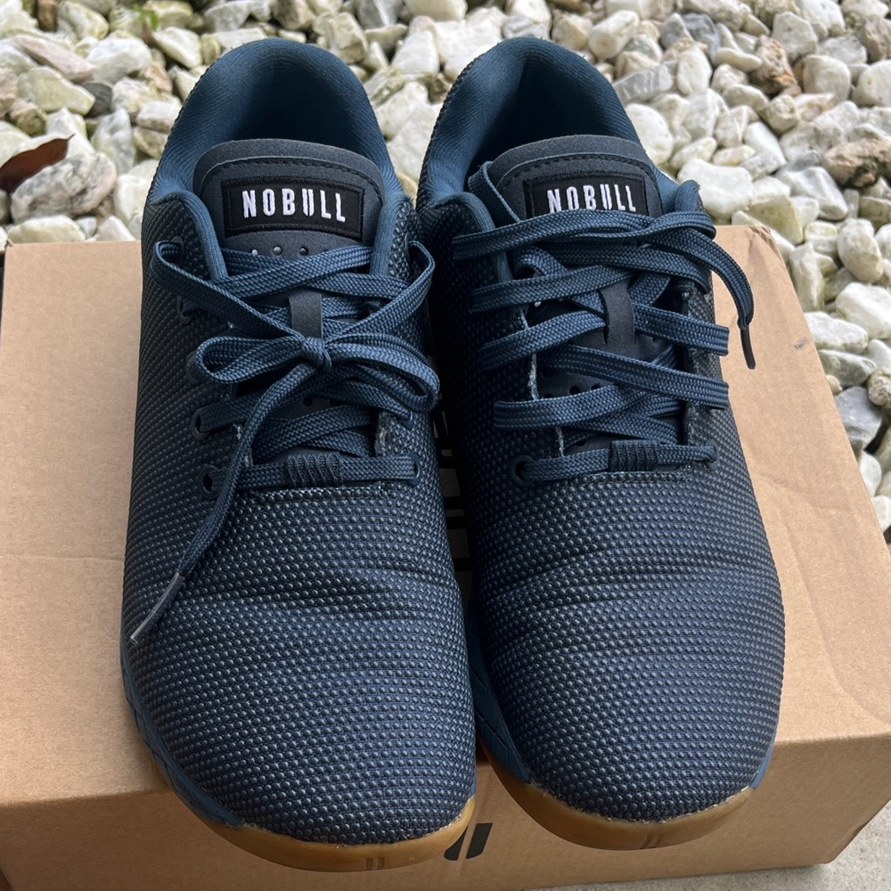 NOBULL Men's Navy Athletic Training Shoes with Gum Sole m10 w 11.5